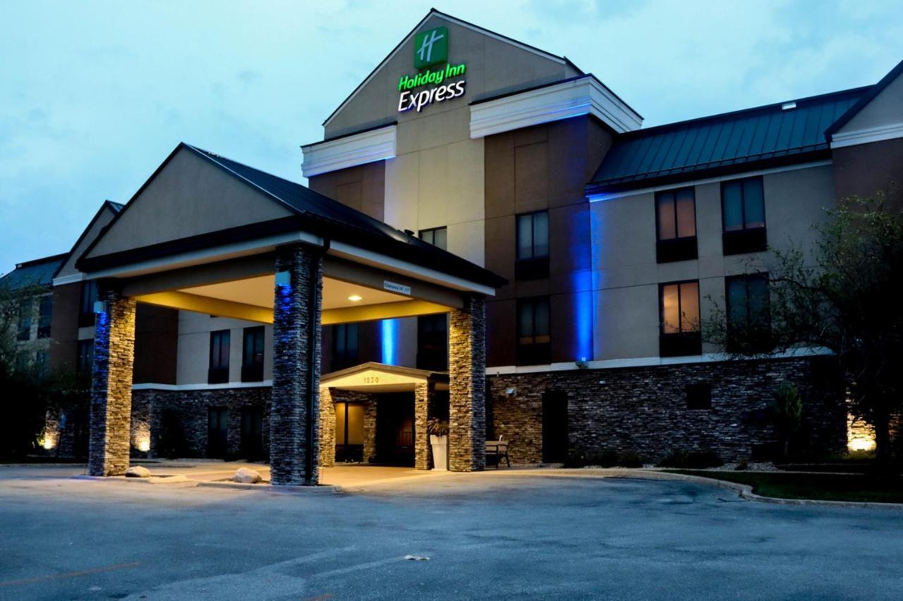 Holiday Inn Express Cedar Rapids - Collins Road By Ihg Extérieur photo