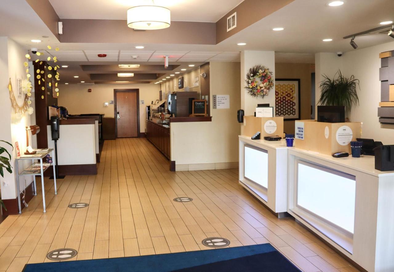 Holiday Inn Express Cedar Rapids - Collins Road By Ihg Extérieur photo