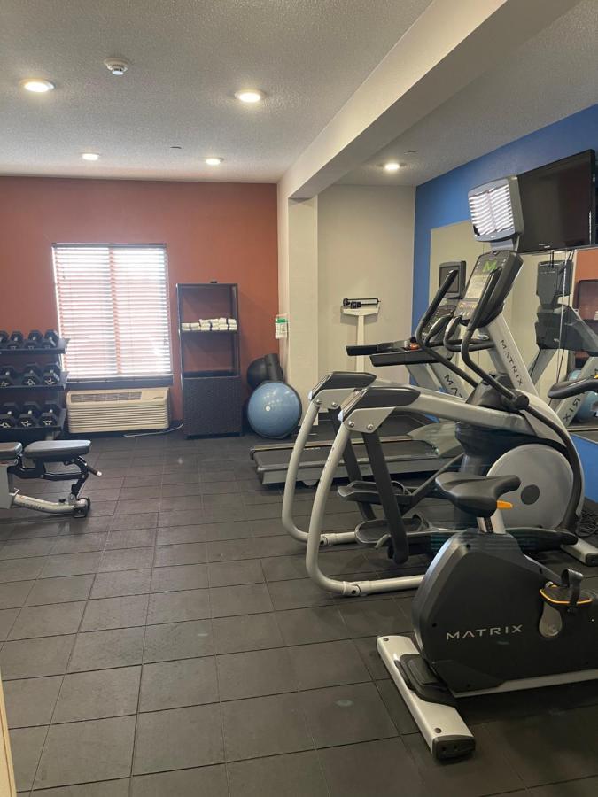 Holiday Inn Express Cedar Rapids - Collins Road By Ihg Extérieur photo