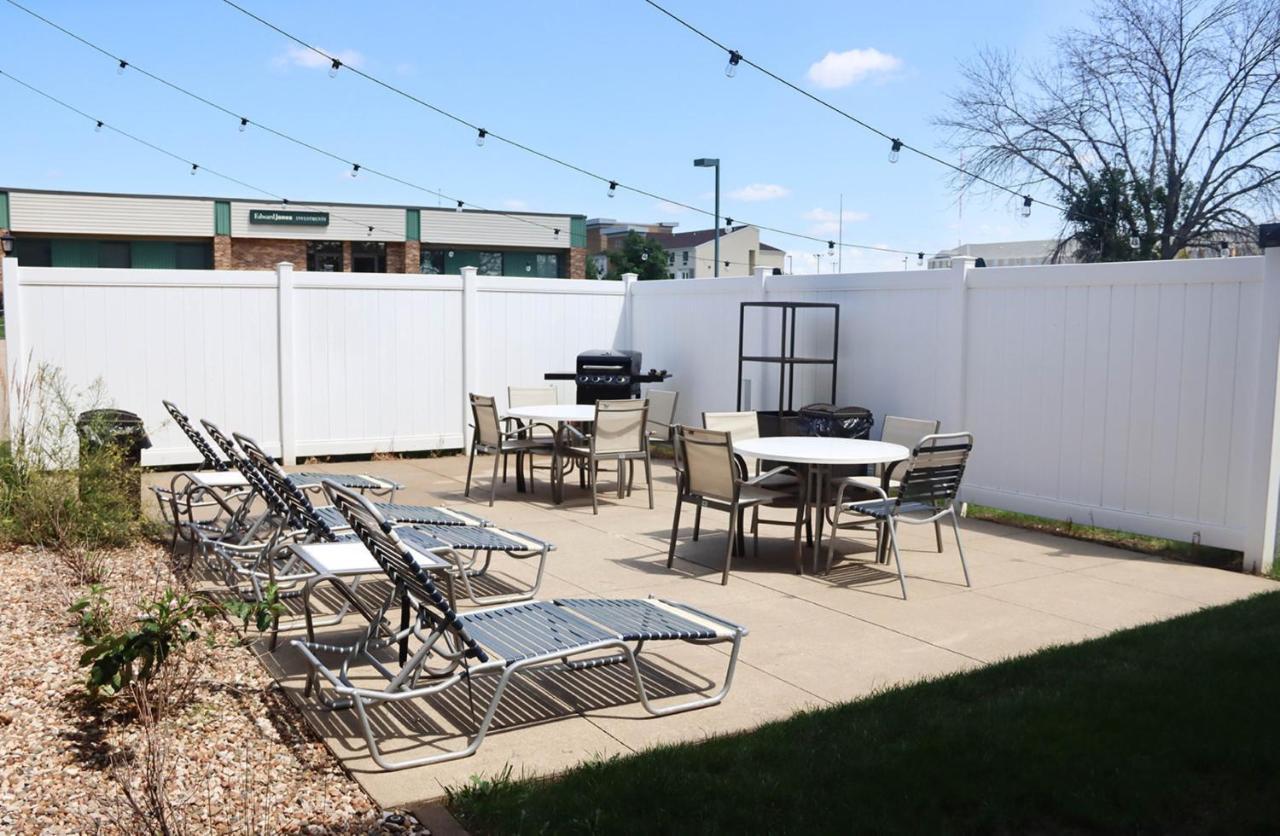 Holiday Inn Express Cedar Rapids - Collins Road By Ihg Extérieur photo
