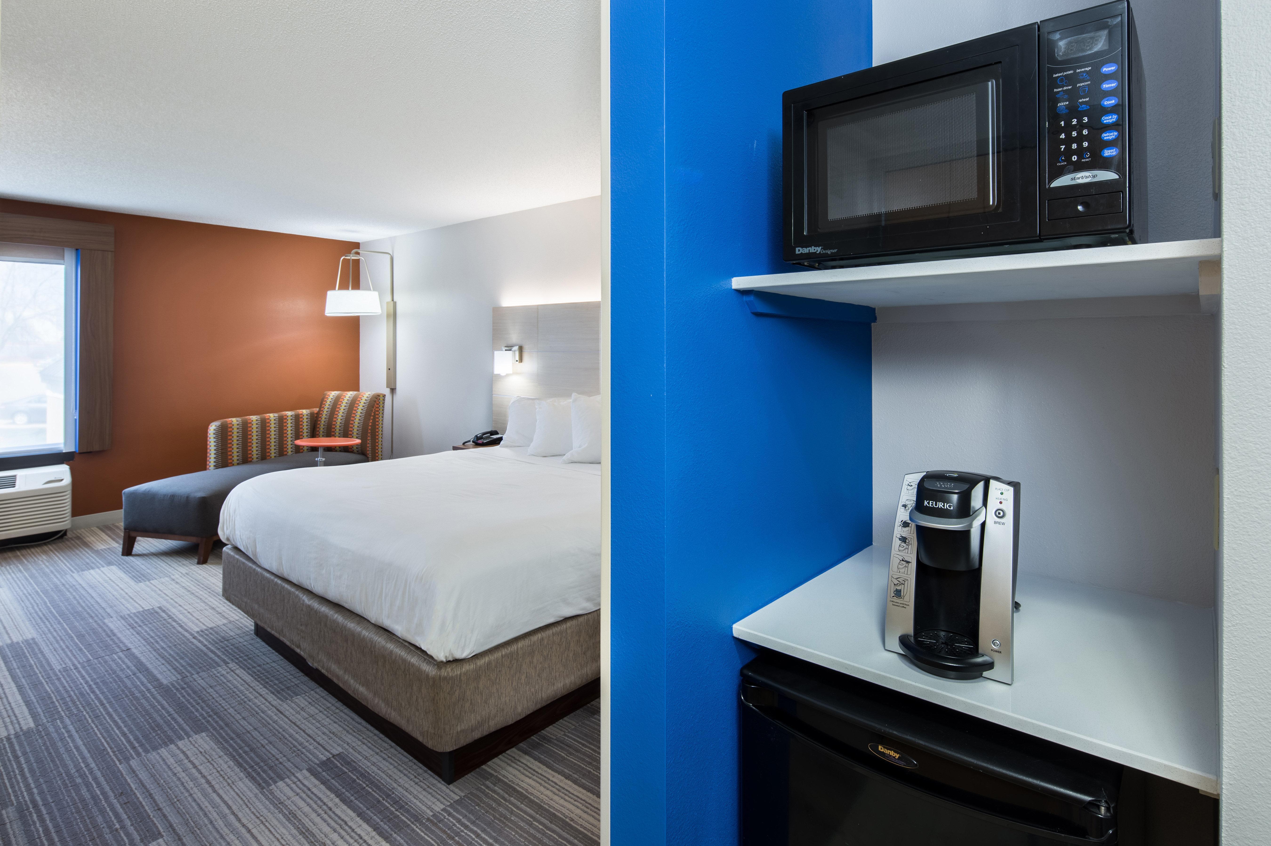 Holiday Inn Express Cedar Rapids - Collins Road By Ihg Extérieur photo