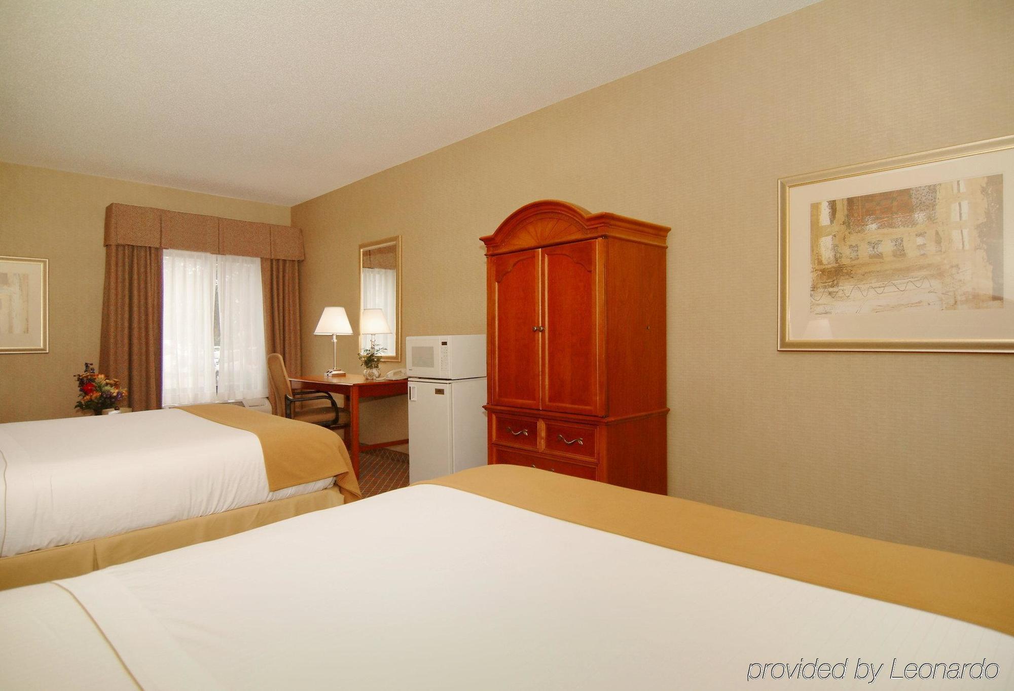 Holiday Inn Express Cedar Rapids - Collins Road By Ihg Chambre photo